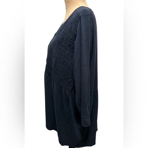 J. Jill Navy Blue Smocked Chest Button Down Tunic Top 3/4 Sleeves V-Neck Size 2X - Picture 3 of 10